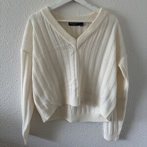 Warm white cream knit sweater, size M